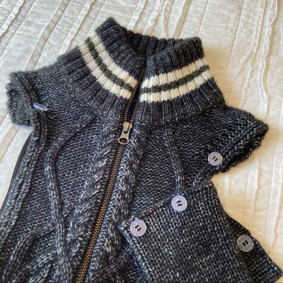 Veronica Beard Gray Wool Dickey Jacket Insert with Cuffs - Picture 3 of 8